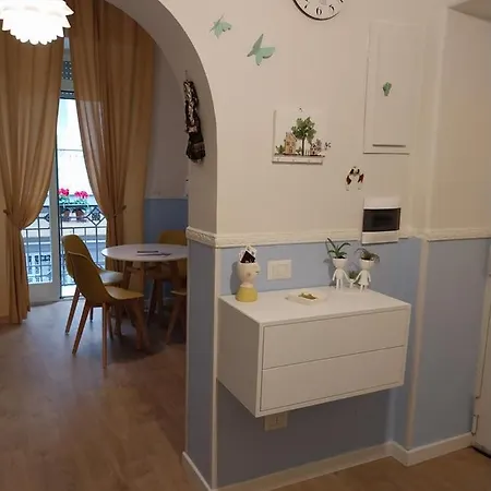Fra&fra's Nel Cuore Del Centro Storico Di Apartment Naples